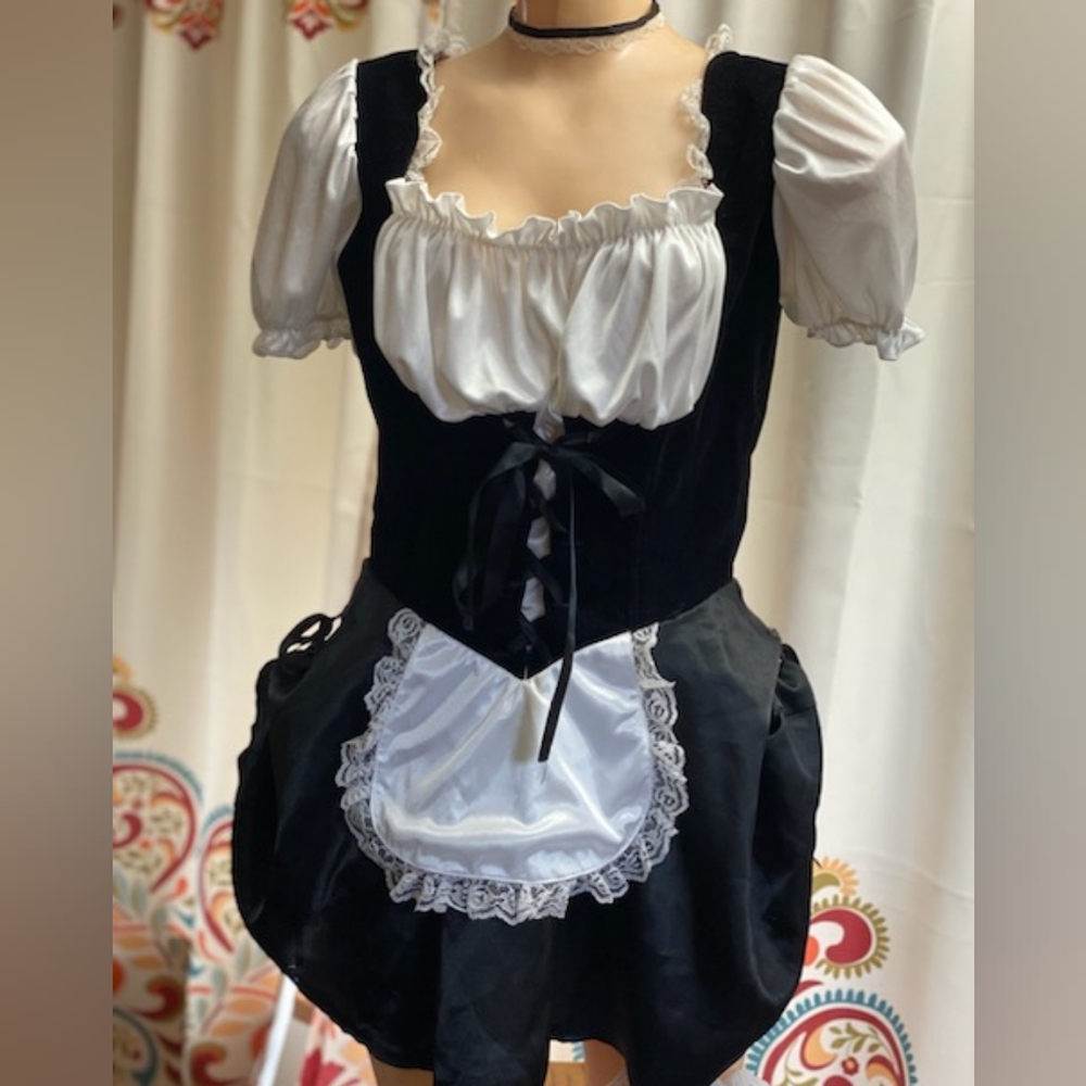 Charades Women's French Maid Costume with bottoms/choker/ and headband with Lace